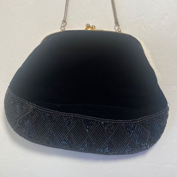 Vintage Handmade Black Velour Beaded Evening Bag Kiss Lock Purse Gold Chain - Picture 7 of 11